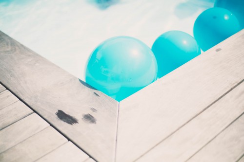 anniversaire 11 ans,swimming pool party,anniversaire bleu turquoise et jaune,my little day,sweet party day