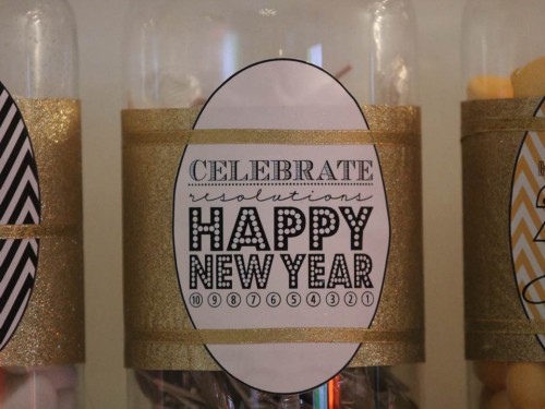 cocktail dinatoire nouvel an,candy bar nouvel an,soirée noir,blanc,doré,happy new year party ★