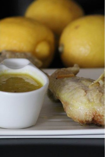 cuisses de poulet au citron et olives épicées