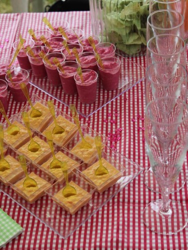 picnic bachelorette party,picnic rose,picnic vert