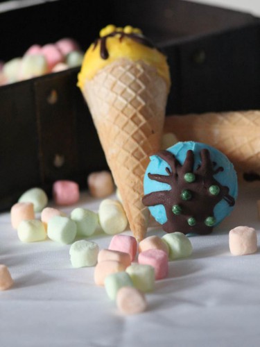 cornet de glace surprise,ice cream cone surprise,pinata cornet de glace,cornet de glace version pinata
